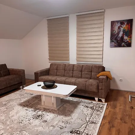 דירה Pesterski Kutak סייניצה
